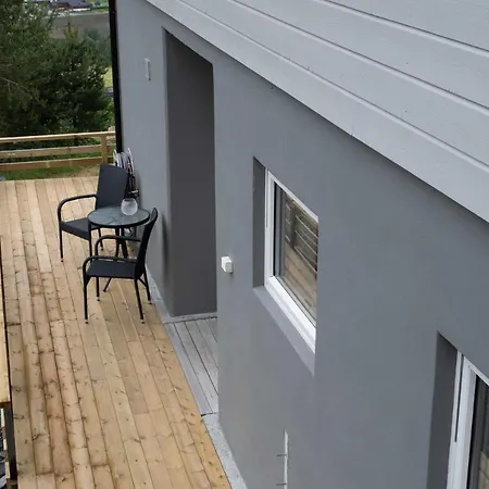 Apartment Stor Og Moderne